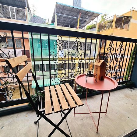 Meemaw'S House Hostel Bangkok Dış mekan fotoğraf