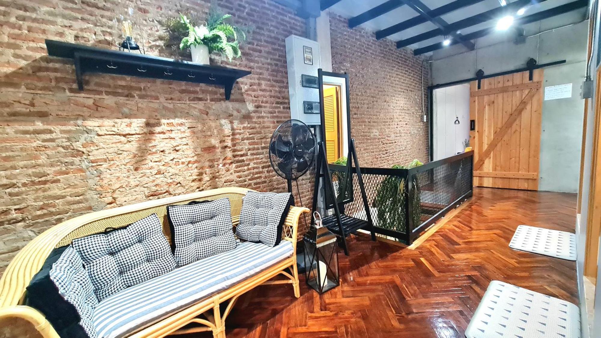 Meemaw'S House Hostel Bangkok Dış mekan fotoğraf